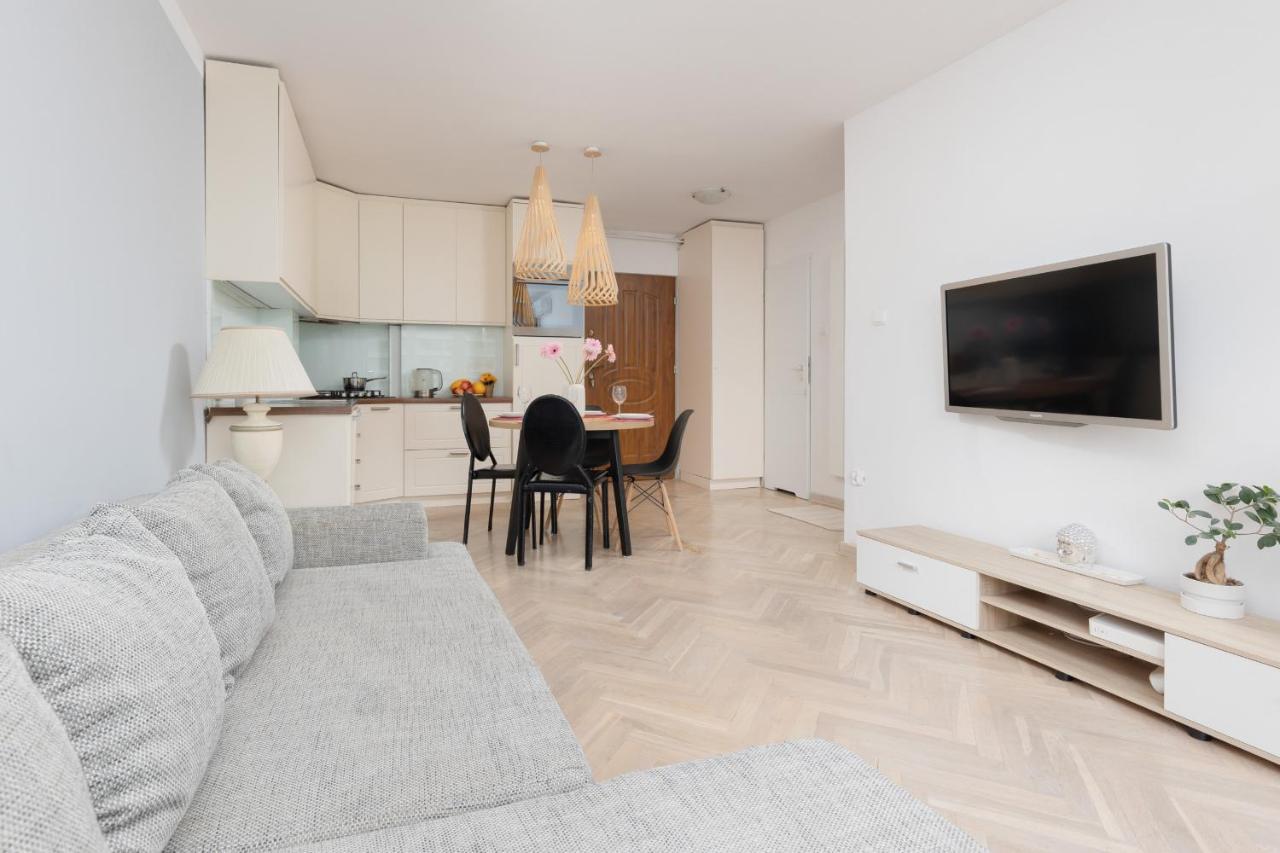 Zlota Apartment Center Of Warsaw By Noclegi Renters Ngoại thất bức ảnh